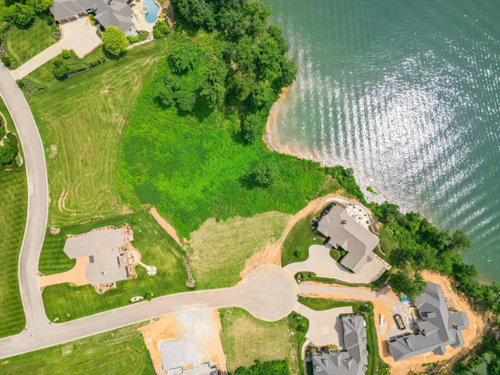 Elevation image #4 for 1999 Taffrail Drive.