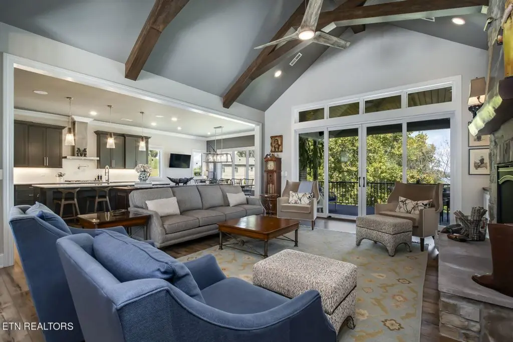 Image #6 for 17012 Lighthouse Pointe Drive