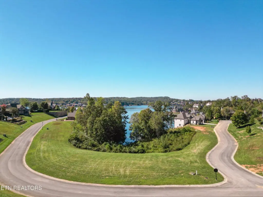 Elevation image #2 for 2030 Marina Way.