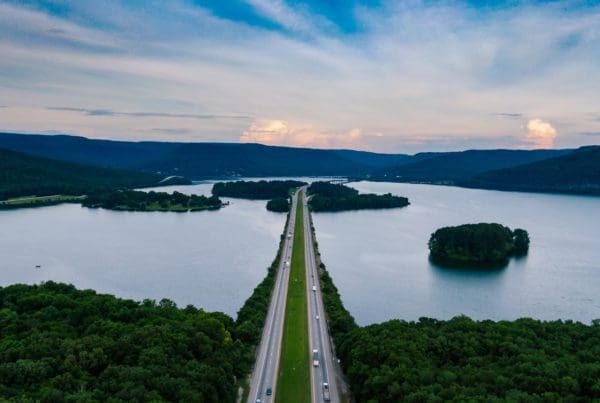 This image portrays Tennessee: One of the Most Affordable Places to Call Home by WindRiver Lakefront & Golf Community.