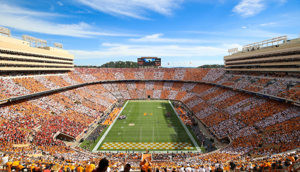 Touchdowns and Tranquility: Tennessee Football Meets WindRiver’s Gated Community