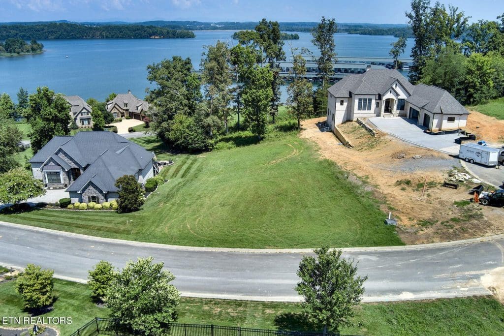 Elevation image #4 for 573 Champions Way.