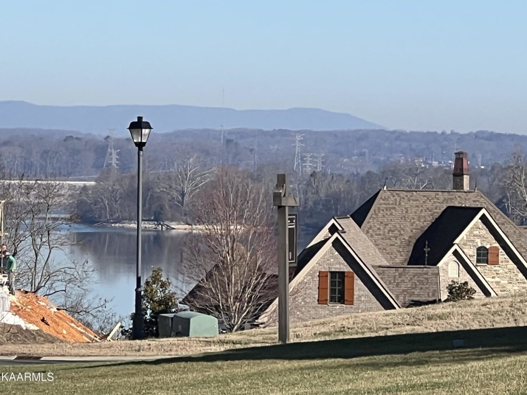 Featured image for 434 Castaway Lane.